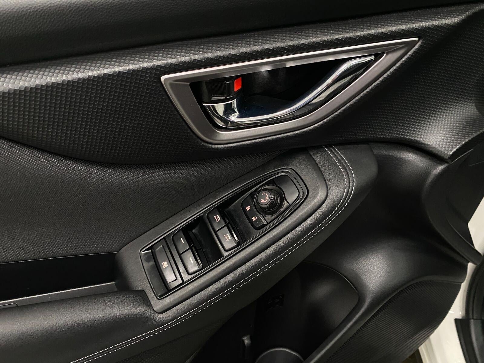2023 Subaru Forester Premium CVT