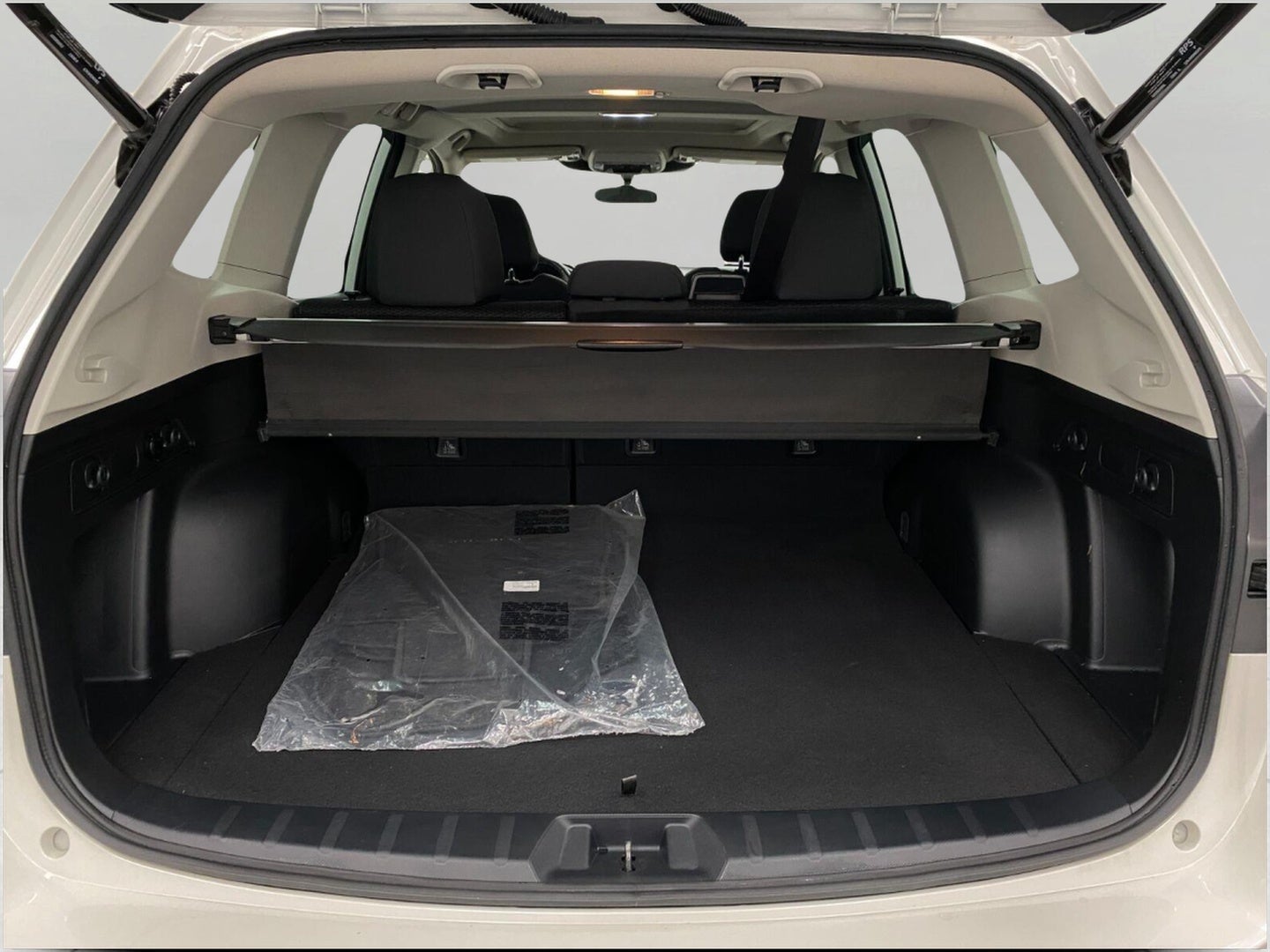 2023 Subaru Forester Premium CVT
