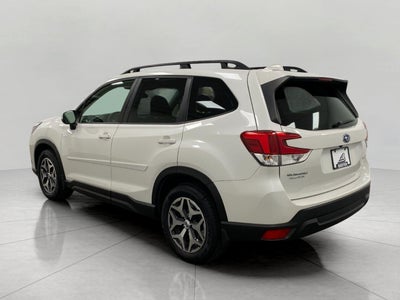 2023 Subaru Forester Premium CVT