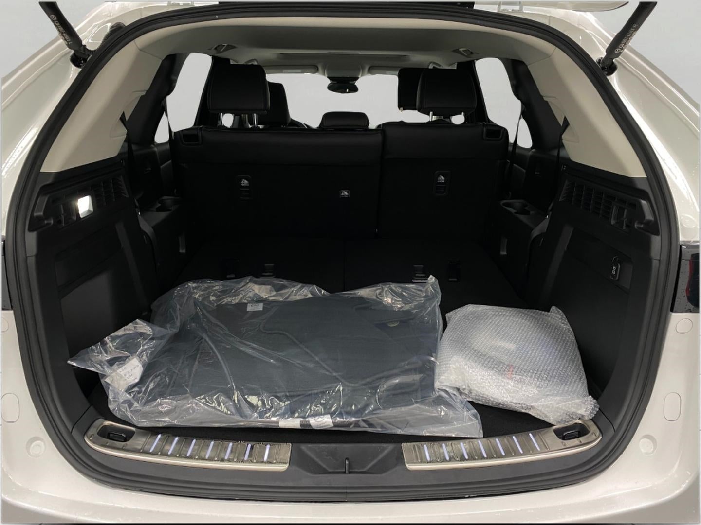 2026 Mazda Mazda CX-90 Plug-In Hybrid Preferred AWD