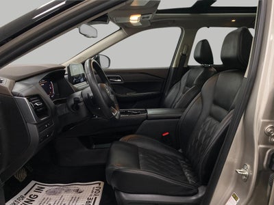 2021 Nissan Rogue AWD Platinum
