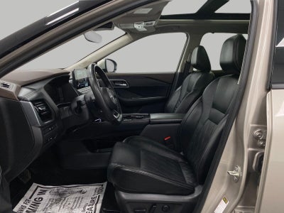 2023 Nissan Rogue AWD Platinum