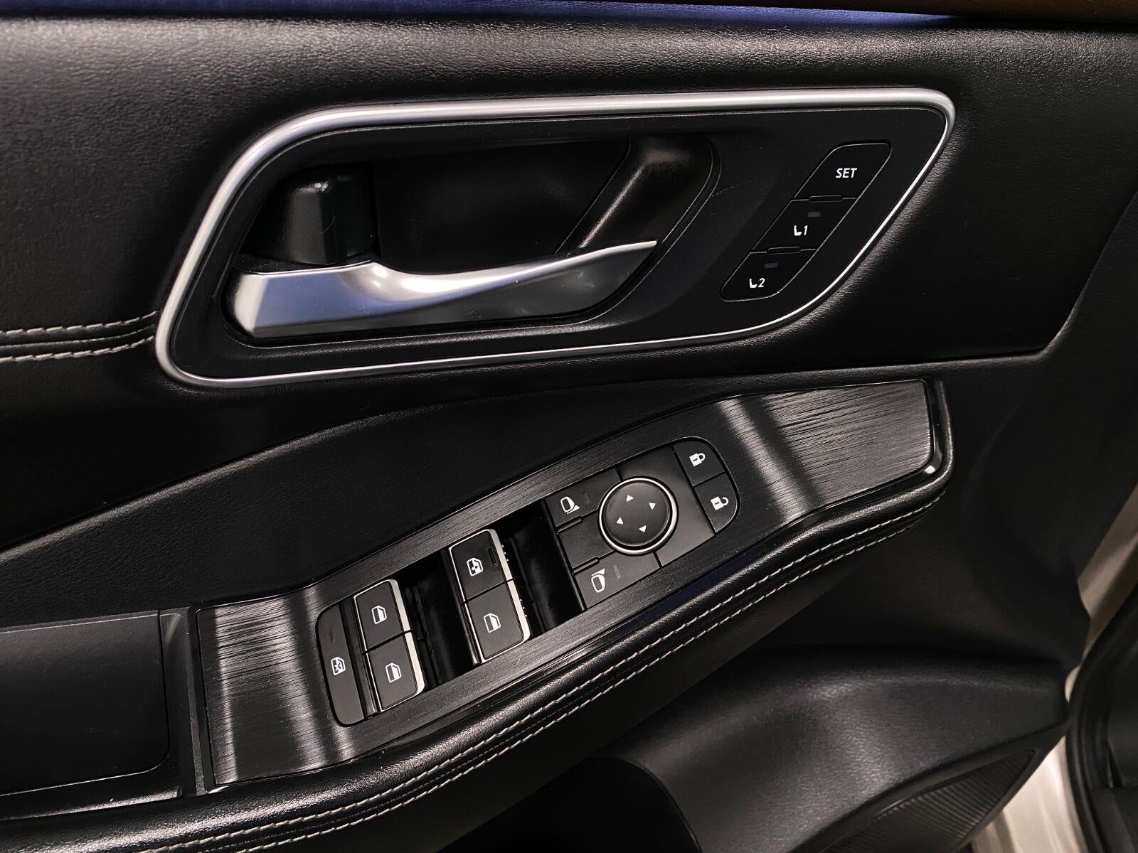 2023 Nissan Rogue AWD Platinum