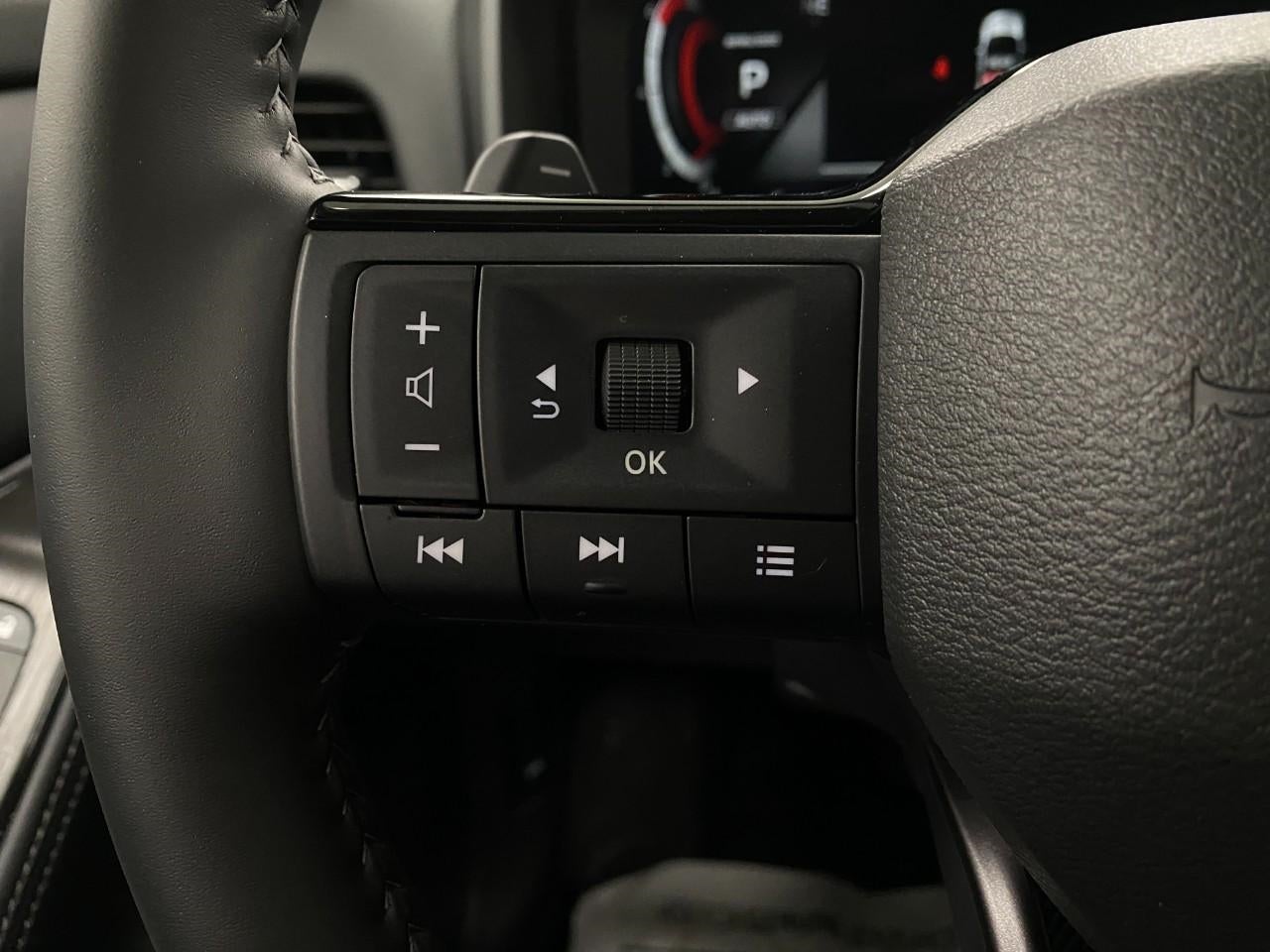 2025 Nissan Rogue AWD Platinum