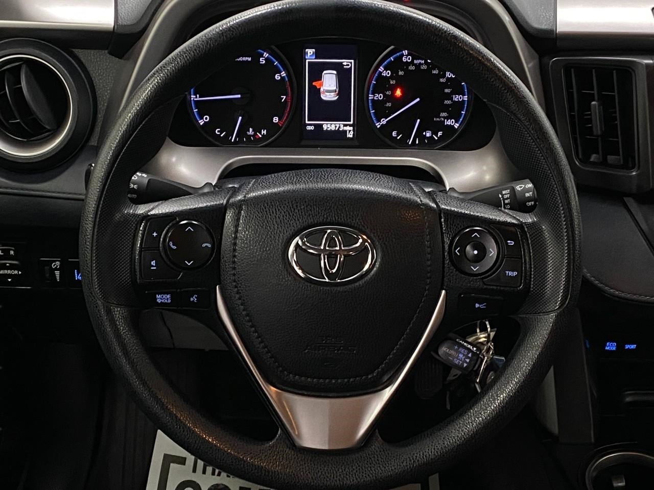 2018 Toyota RAV4 LE AWD