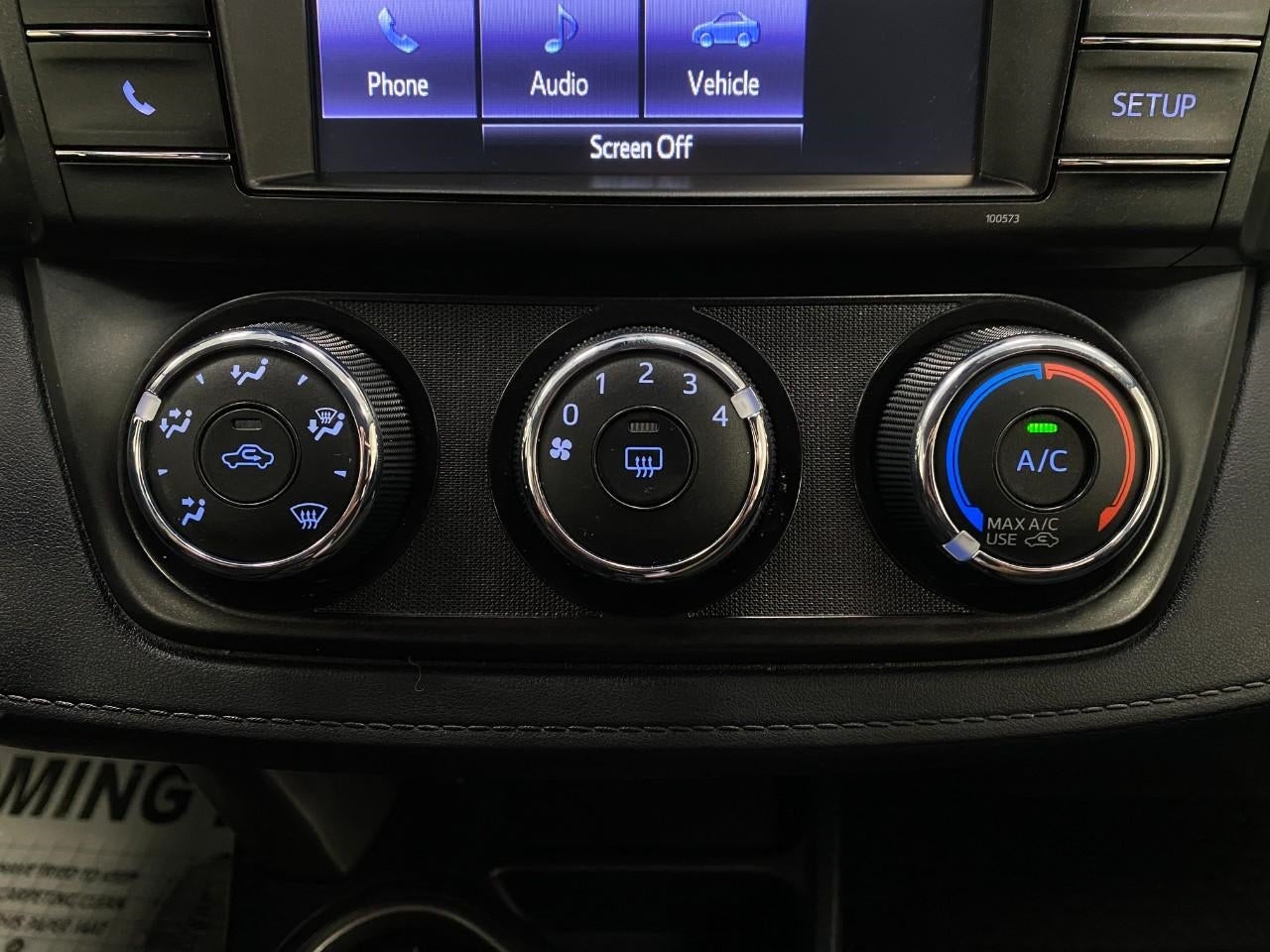 2018 Toyota RAV4 LE AWD