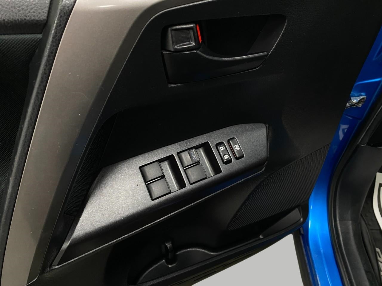 2018 Toyota RAV4 LE AWD