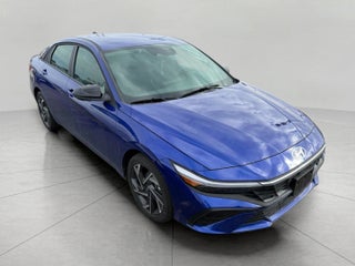 2025 Hyundai ELANTRA 4DR CAR