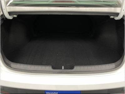 2024 Hyundai Elantra SEL IVT