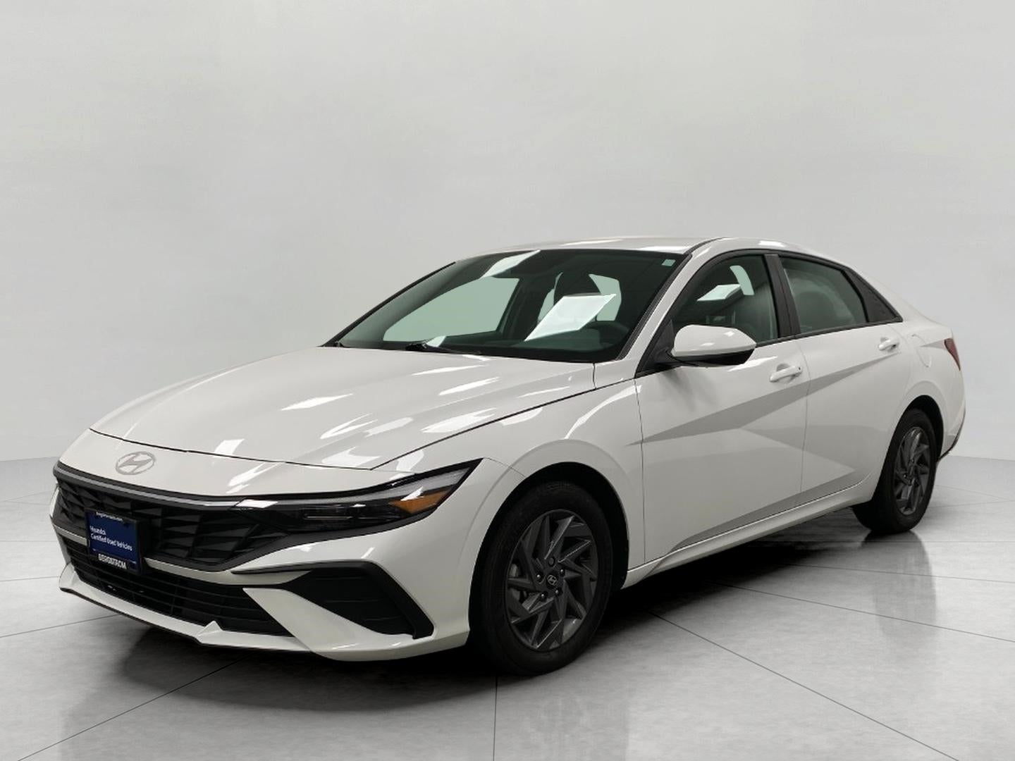 2024 Hyundai Elantra SEL IVT