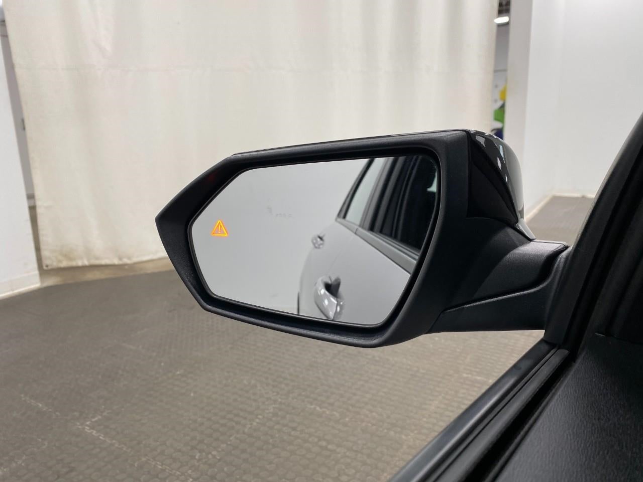 2025 Hyundai Elantra SEL Sport IVT