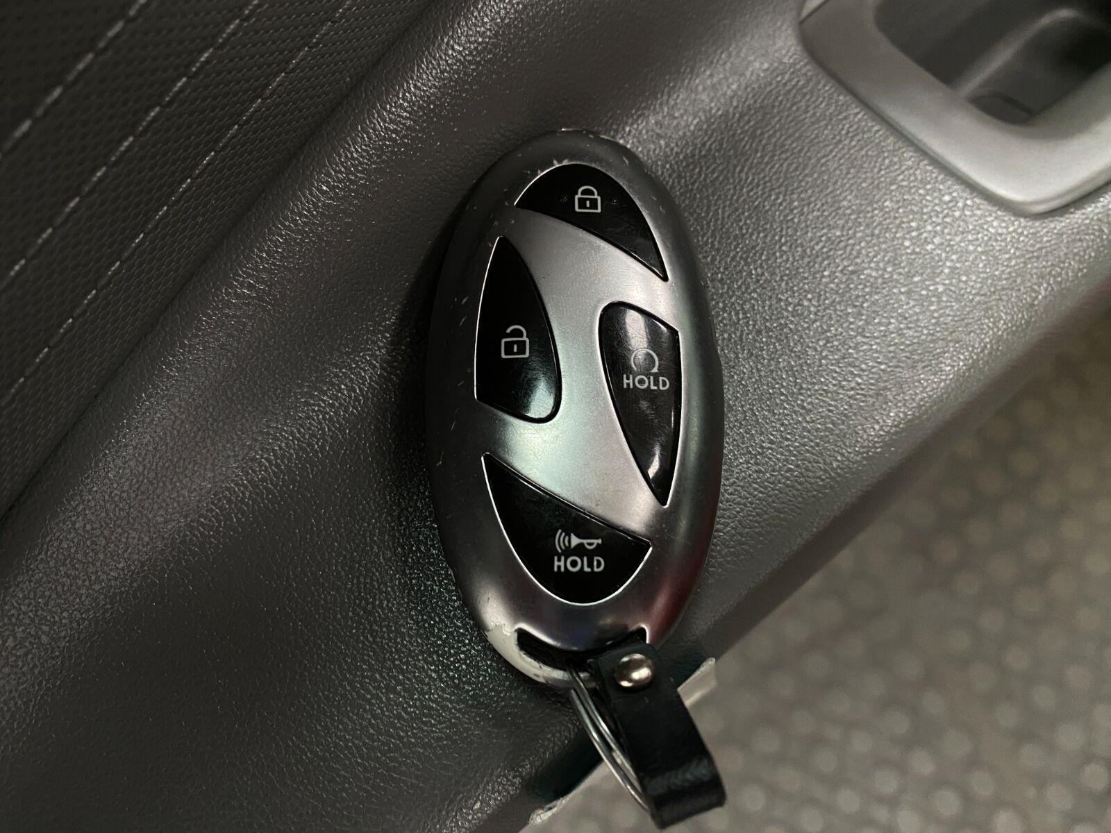 2024 Hyundai Elantra Hybrid Blue DCT