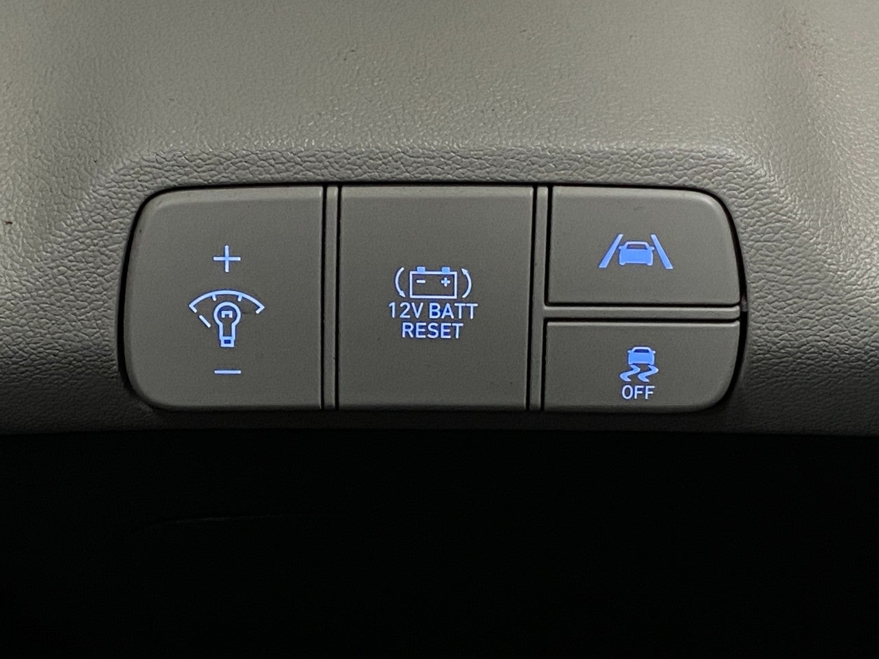 2022 Hyundai Elantra Hybrid Limited DCT