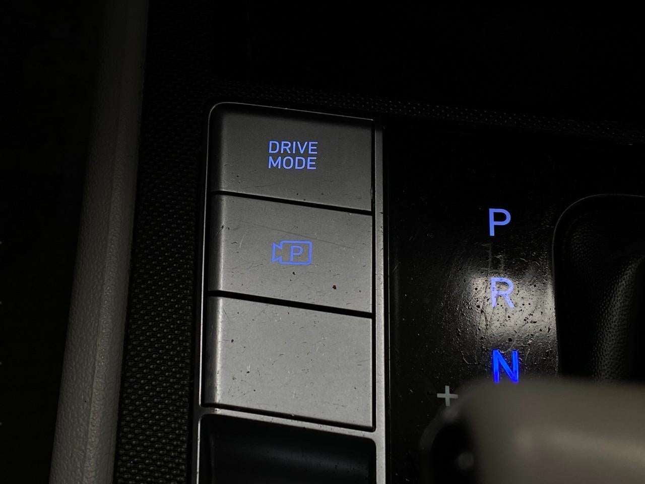 2022 Hyundai Elantra Hybrid Limited DCT