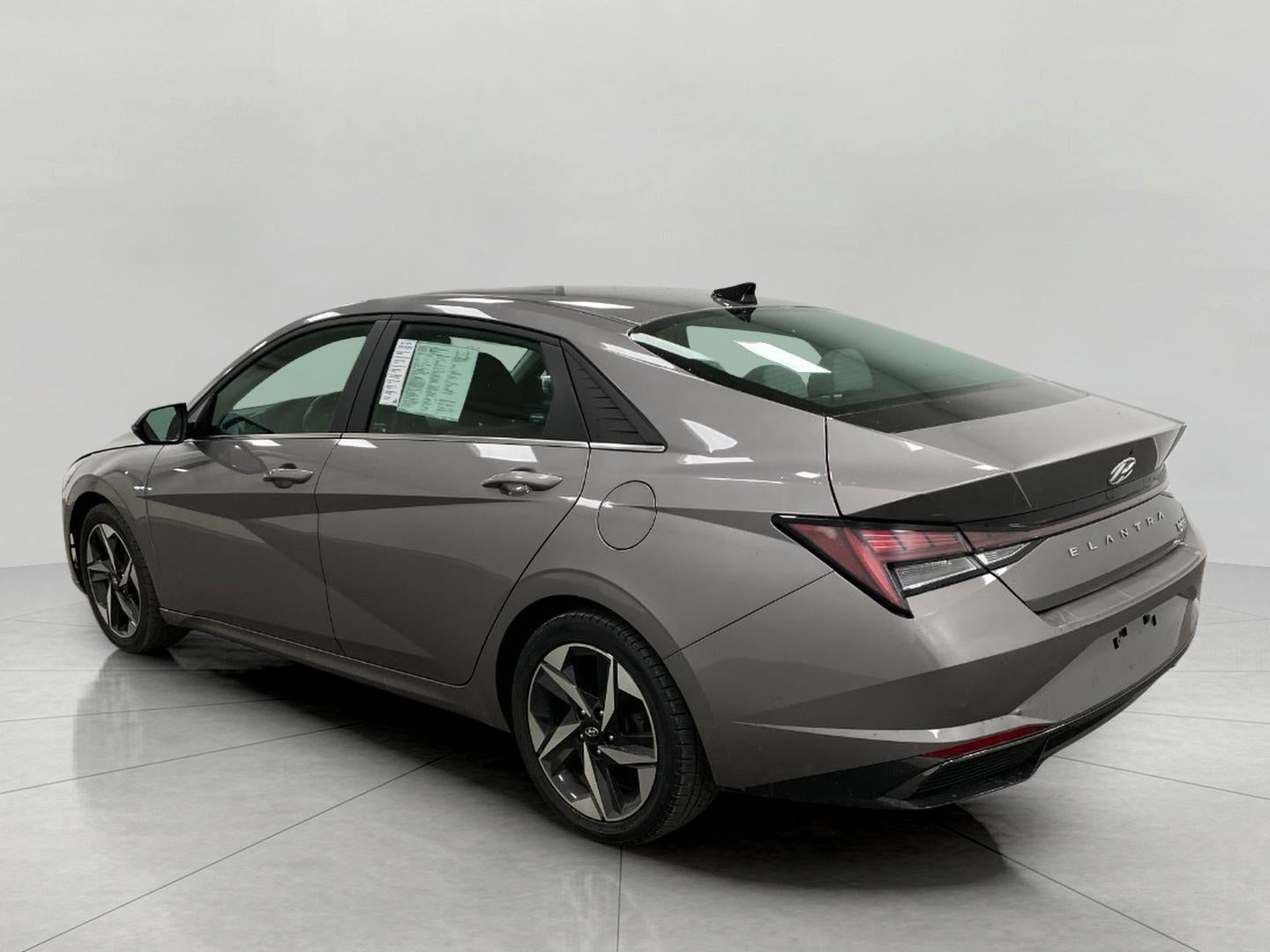 2022 Hyundai Elantra Hybrid Limited DCT