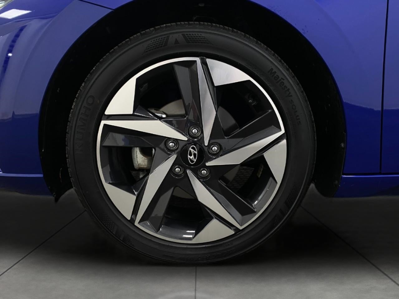 2023 Hyundai Elantra SEL IVT