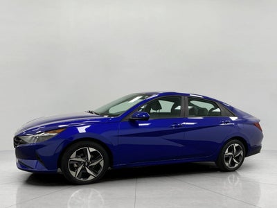 2023 Hyundai Elantra SEL IVT