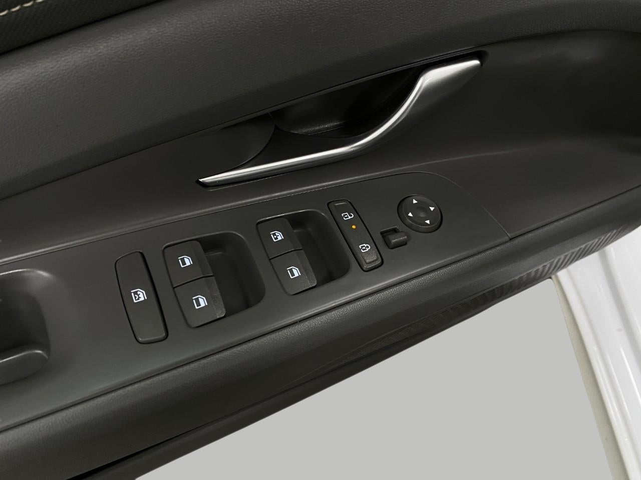 2025 Hyundai ELANTRA SEDAN