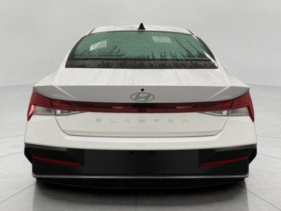 2025 Hyundai Elantra SEL Convenience IVT