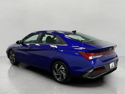 2025 Hyundai Elantra SEL Convenience IVT