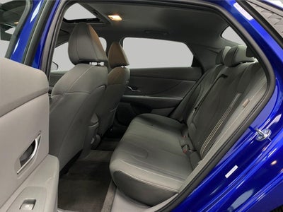 2025 Hyundai Elantra SEL Convenience IVT