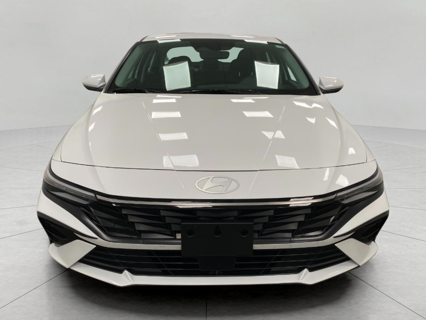 2025 Hyundai ELANTRA SEDAN