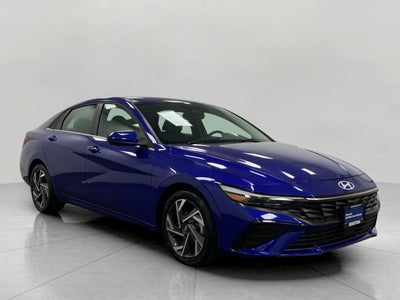 2025 Hyundai Elantra SEL Convenience IVT