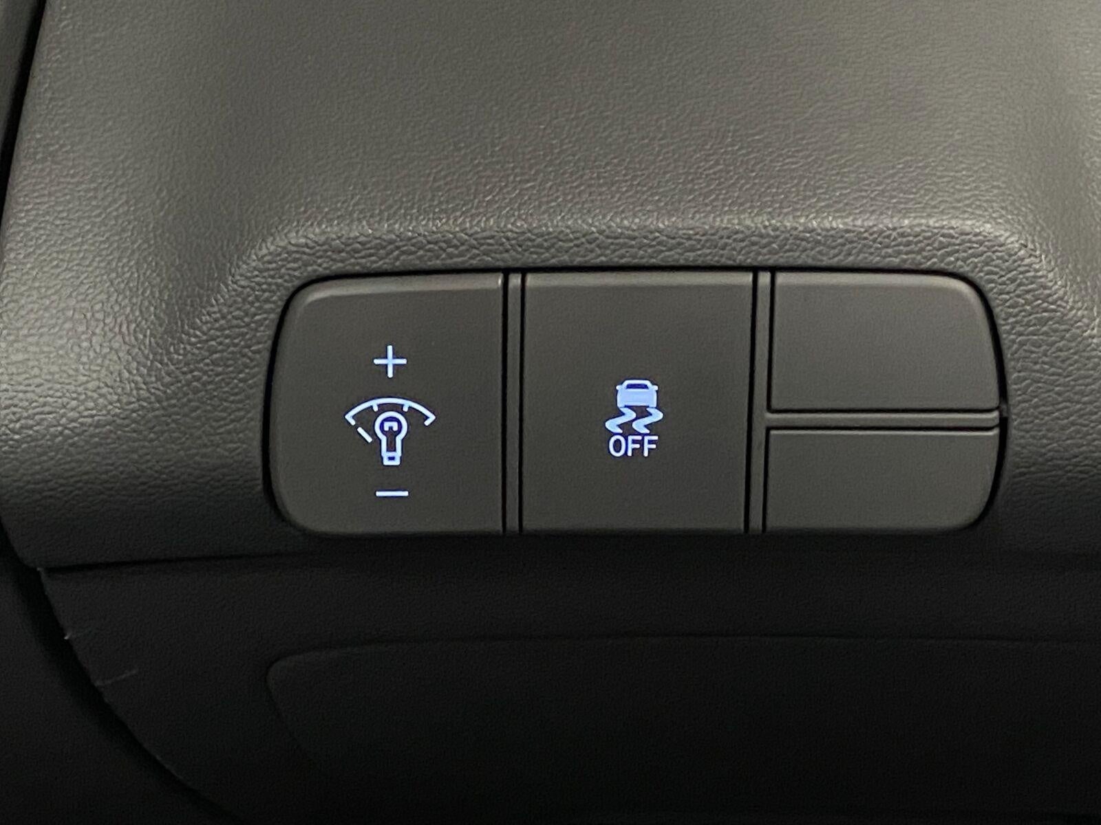 2025 Hyundai Elantra SEL Convenience IVT