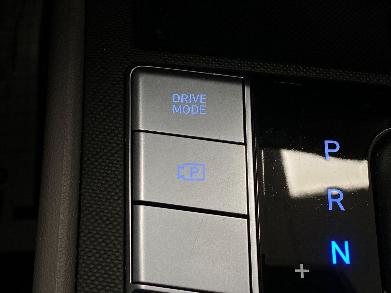 2025 Hyundai Elantra SEL Convenience IVT