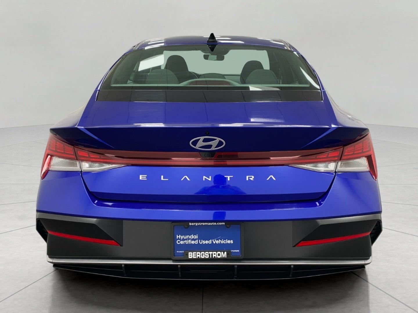 2025 Hyundai Elantra SEL Convenience IVT