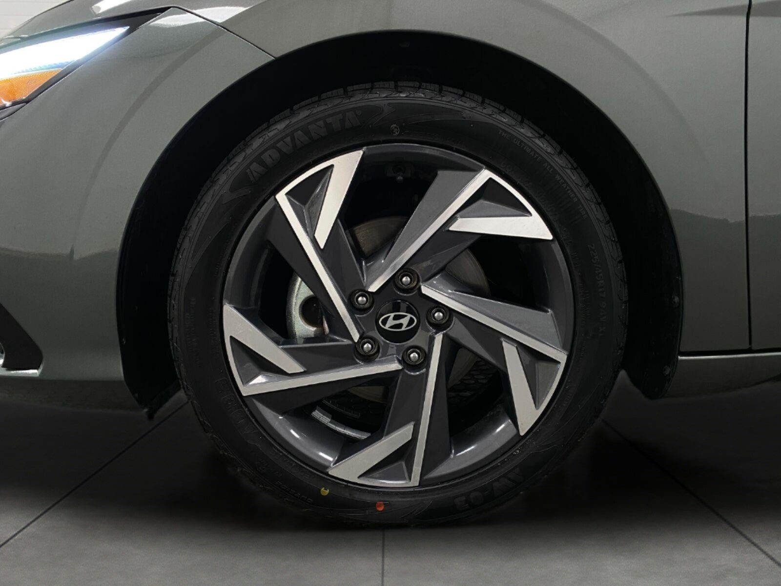 2025 Hyundai Elantra SEL Convenience IVT