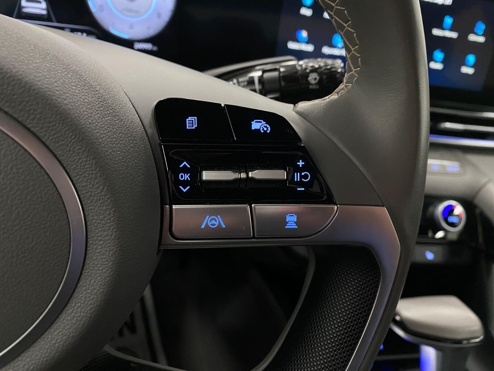 2025 Hyundai Elantra SEL Convenience IVT