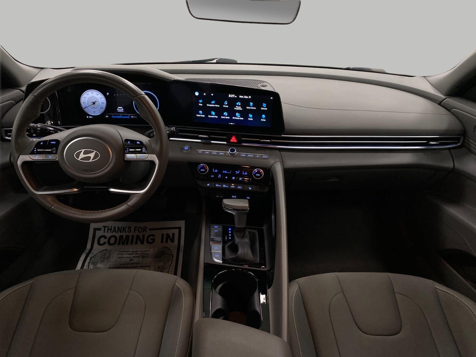 2025 Hyundai Elantra SEL Convenience IVT