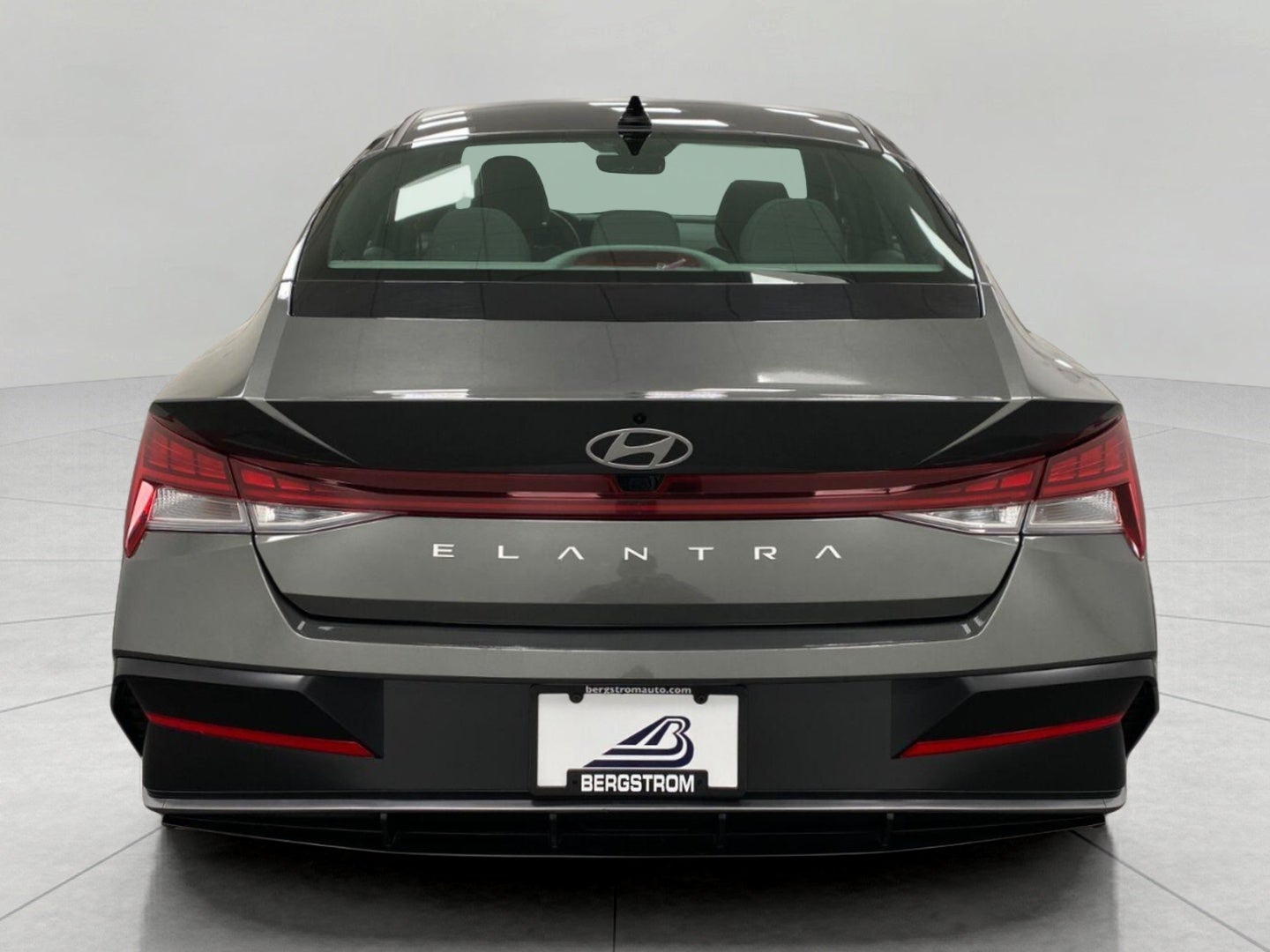 2025 Hyundai Elantra SEL Convenience IVT