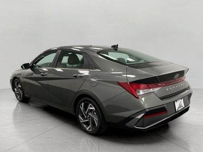 2025 Hyundai Elantra SEL Convenience IVT