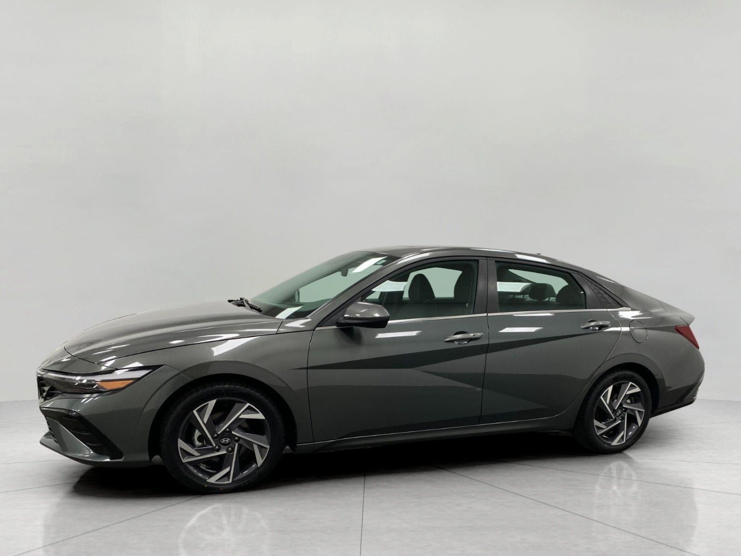 2025 Hyundai Elantra SEL Convenience IVT
