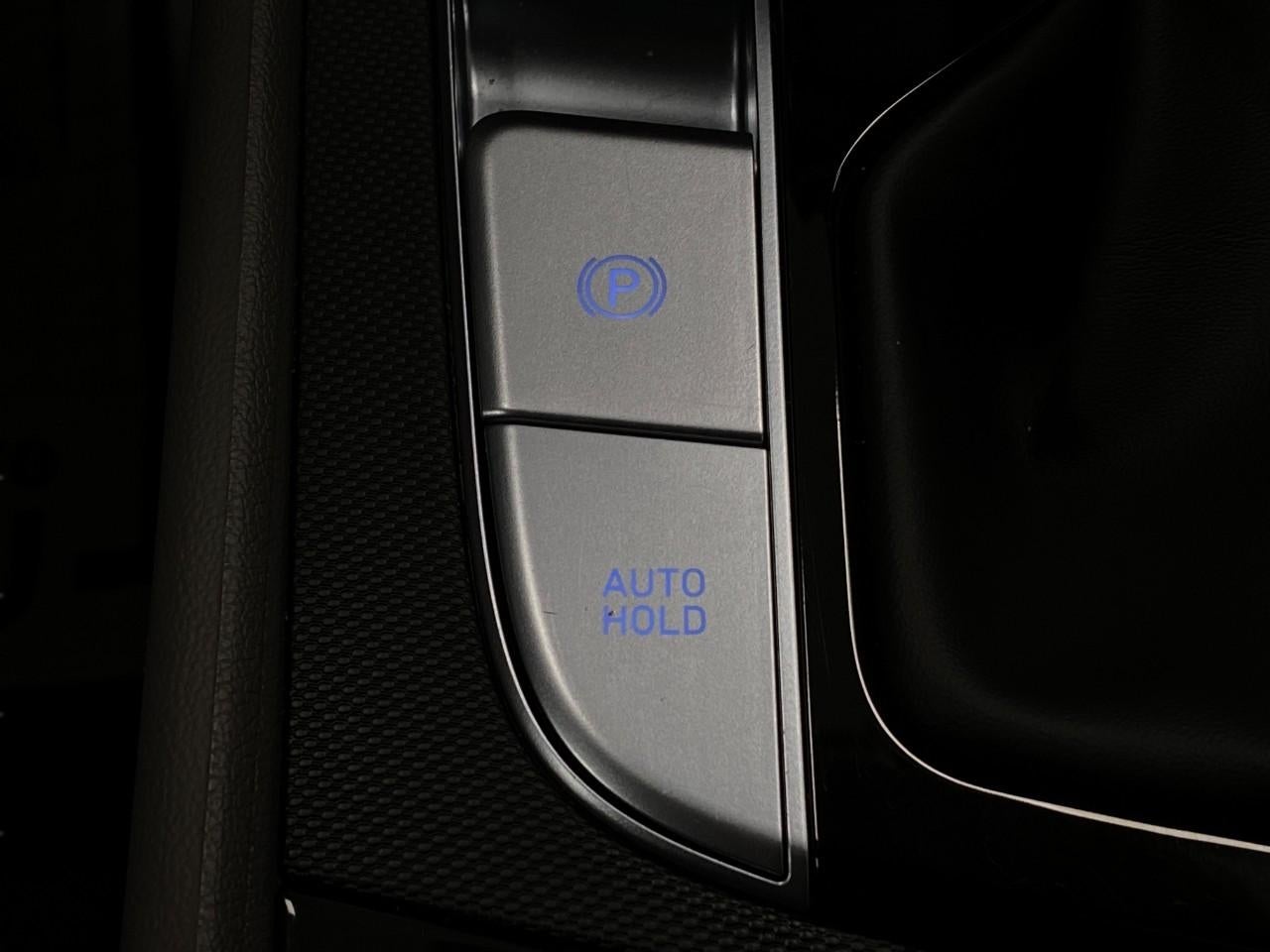 2025 Hyundai ELANTRA SEDAN