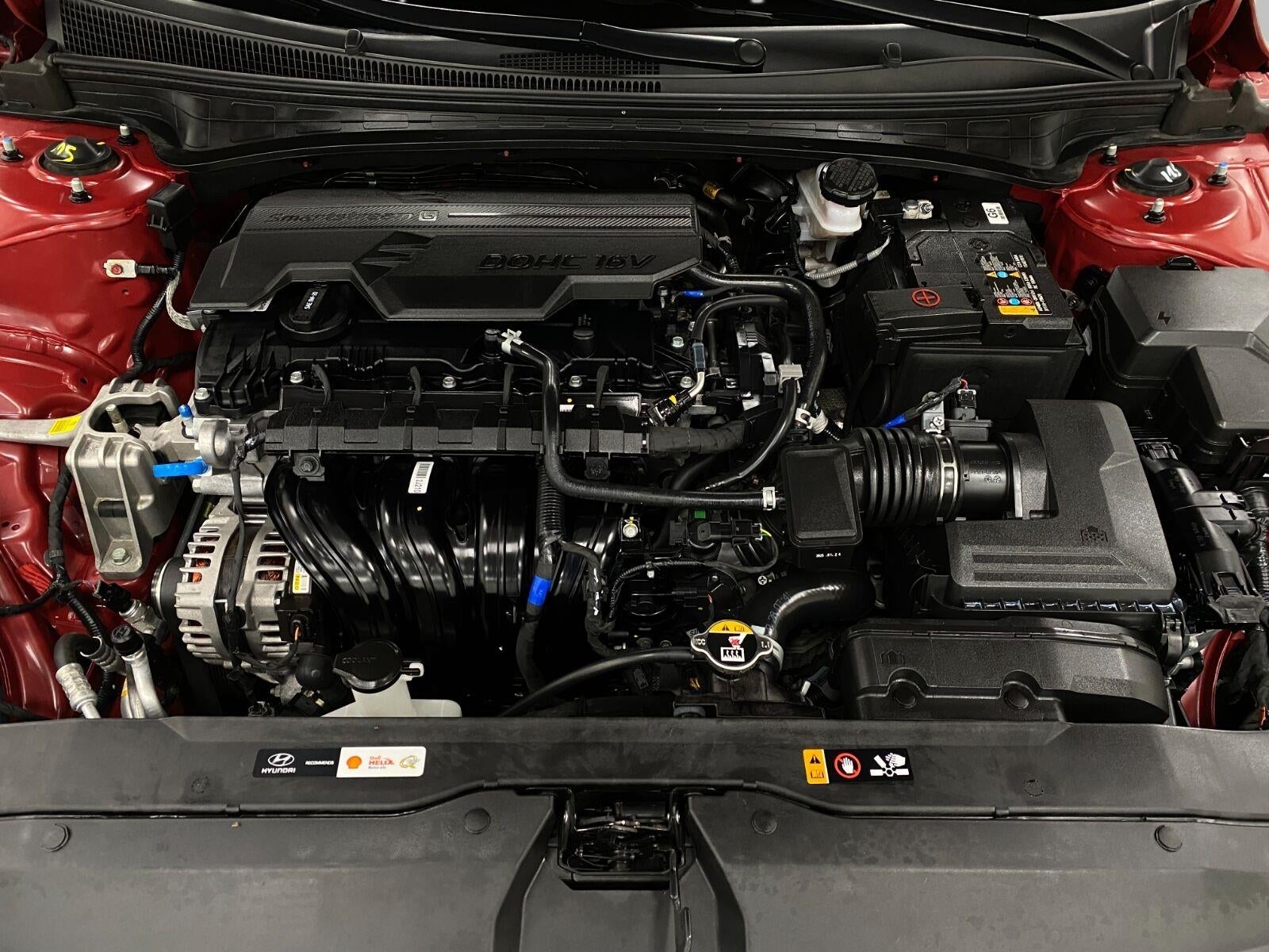 2025 Hyundai Elantra SEL Convenience IVT