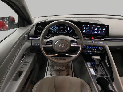2025 Hyundai Elantra SEL Convenience IVT