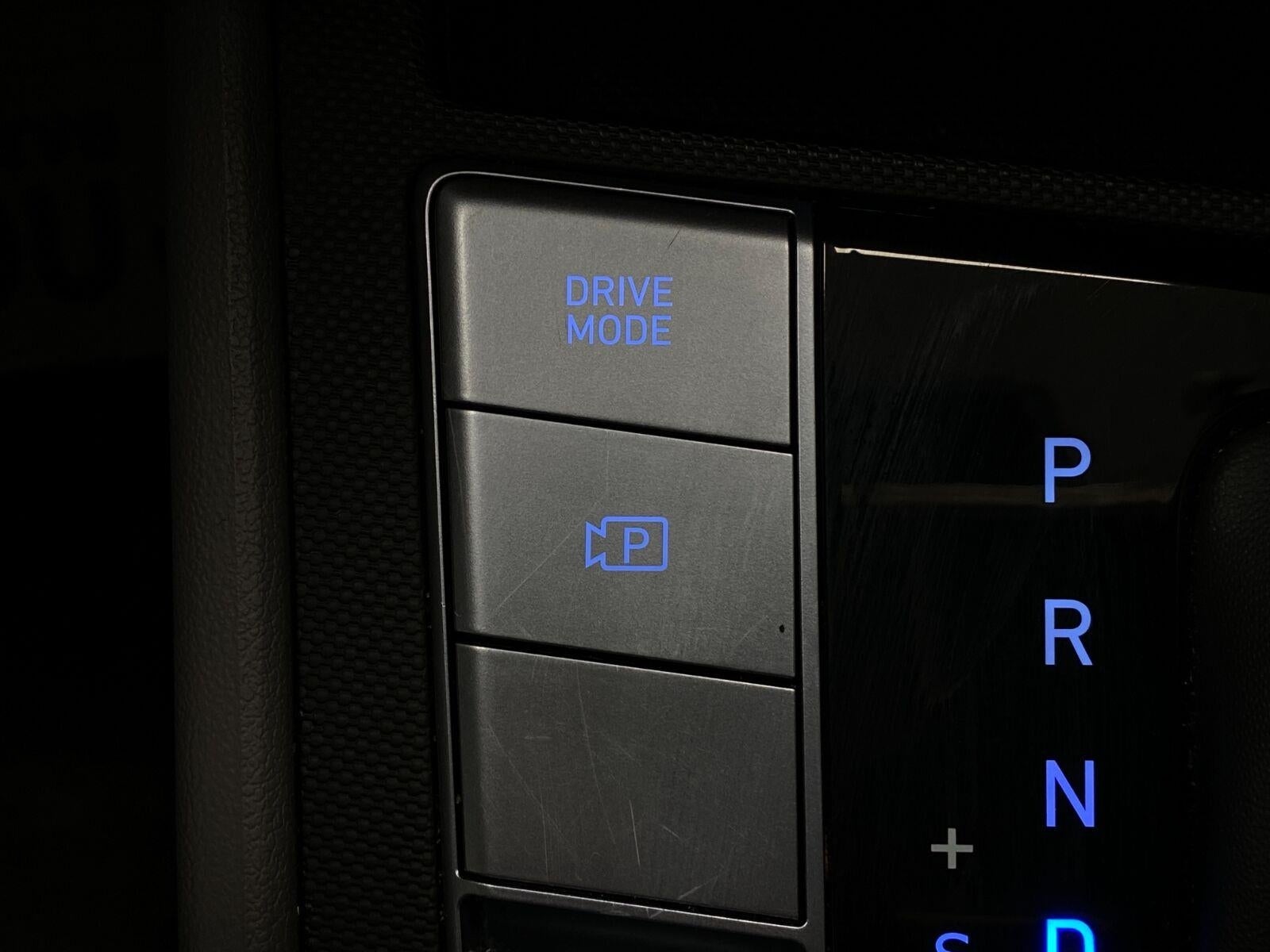 2025 Hyundai Elantra SEL Convenience IVT