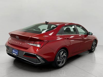 2025 Hyundai Elantra SEL Convenience IVT