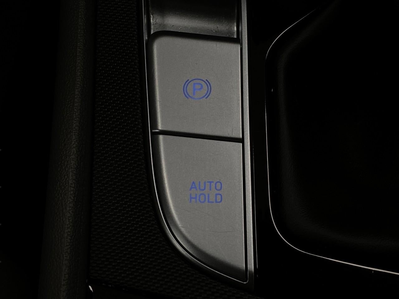 2025 Hyundai Elantra SEL Convenience IVT