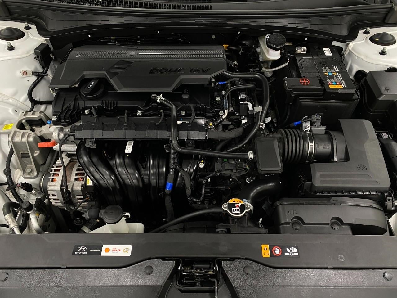 2024 Hyundai Elantra SEL IVT