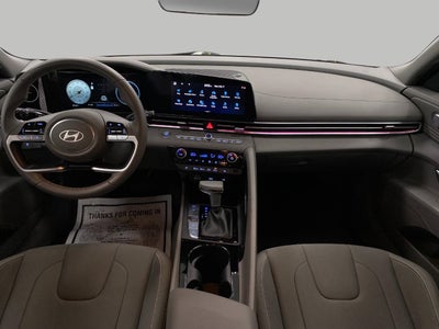 2024 Hyundai Elantra SEL IVT