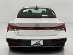 2024 Hyundai Elantra SEL IVT