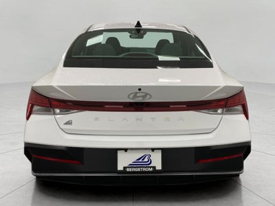 2024 Hyundai Elantra SEL IVT