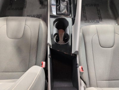 2024 Hyundai Elantra SEL IVT