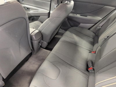 2024 Hyundai Elantra SEL IVT