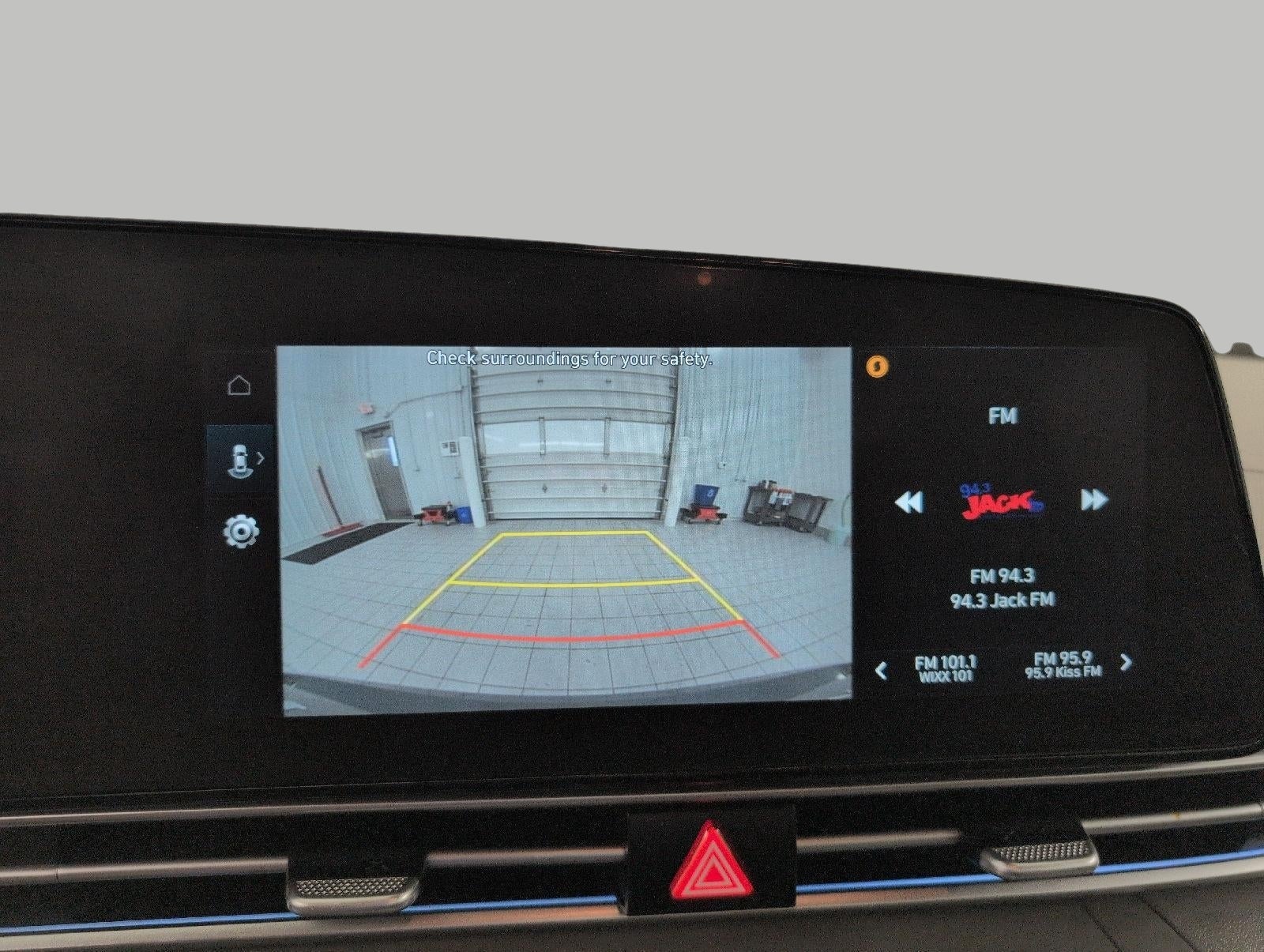 2024 Hyundai Elantra SEL IVT