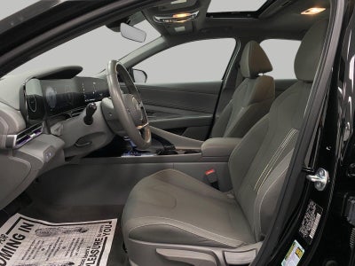 2025 Hyundai Elantra SEL Convenience IVT